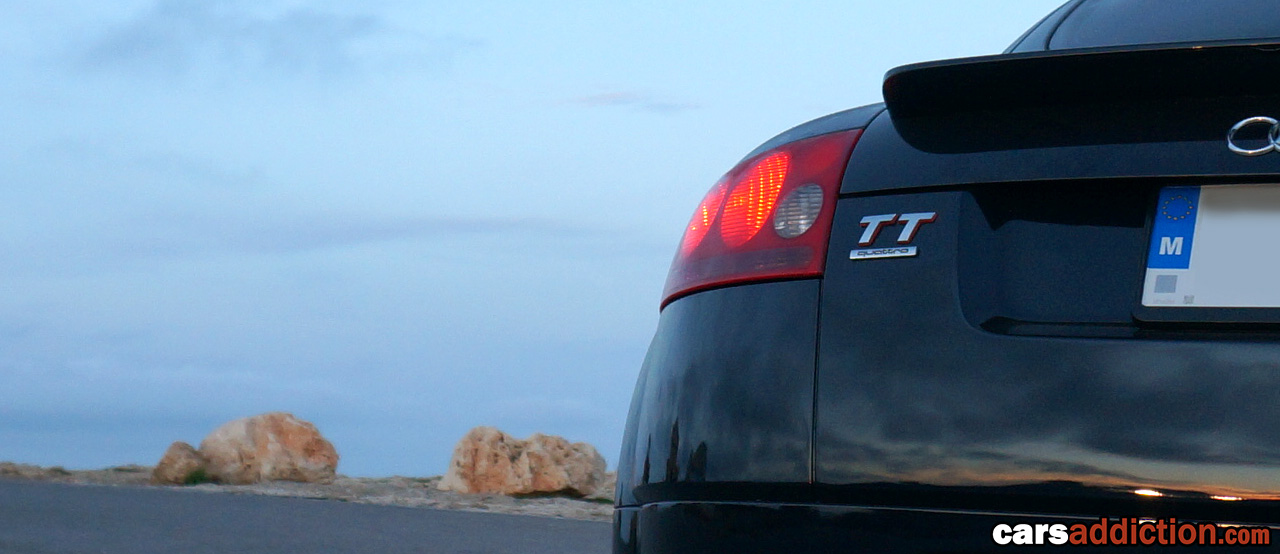 Audi TT Emblem