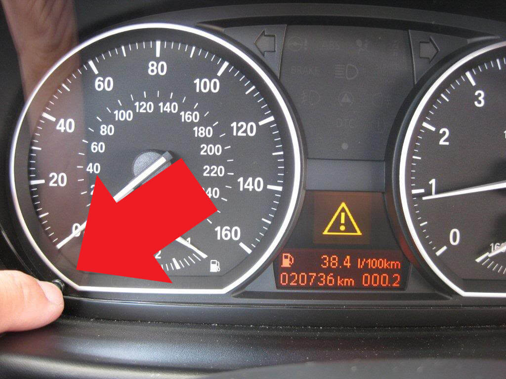 BMW odometer location