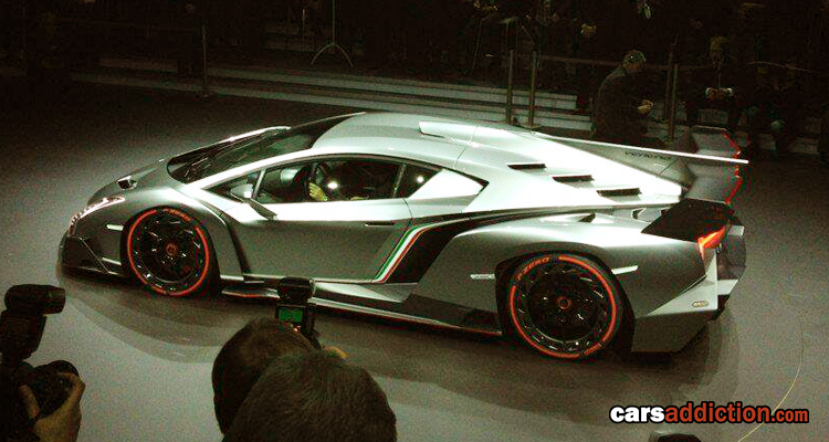 Geneva: Lamborghini Veneno
