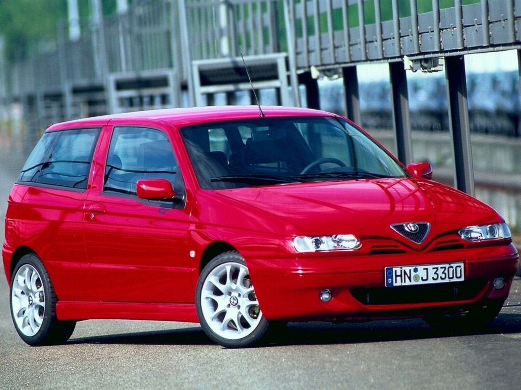 1995 Alfa Romeo 145 Cloverleaf - CarsAddiction.com