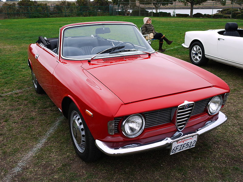 1966 Alfa Romeo Giulia GTC Cabriolet