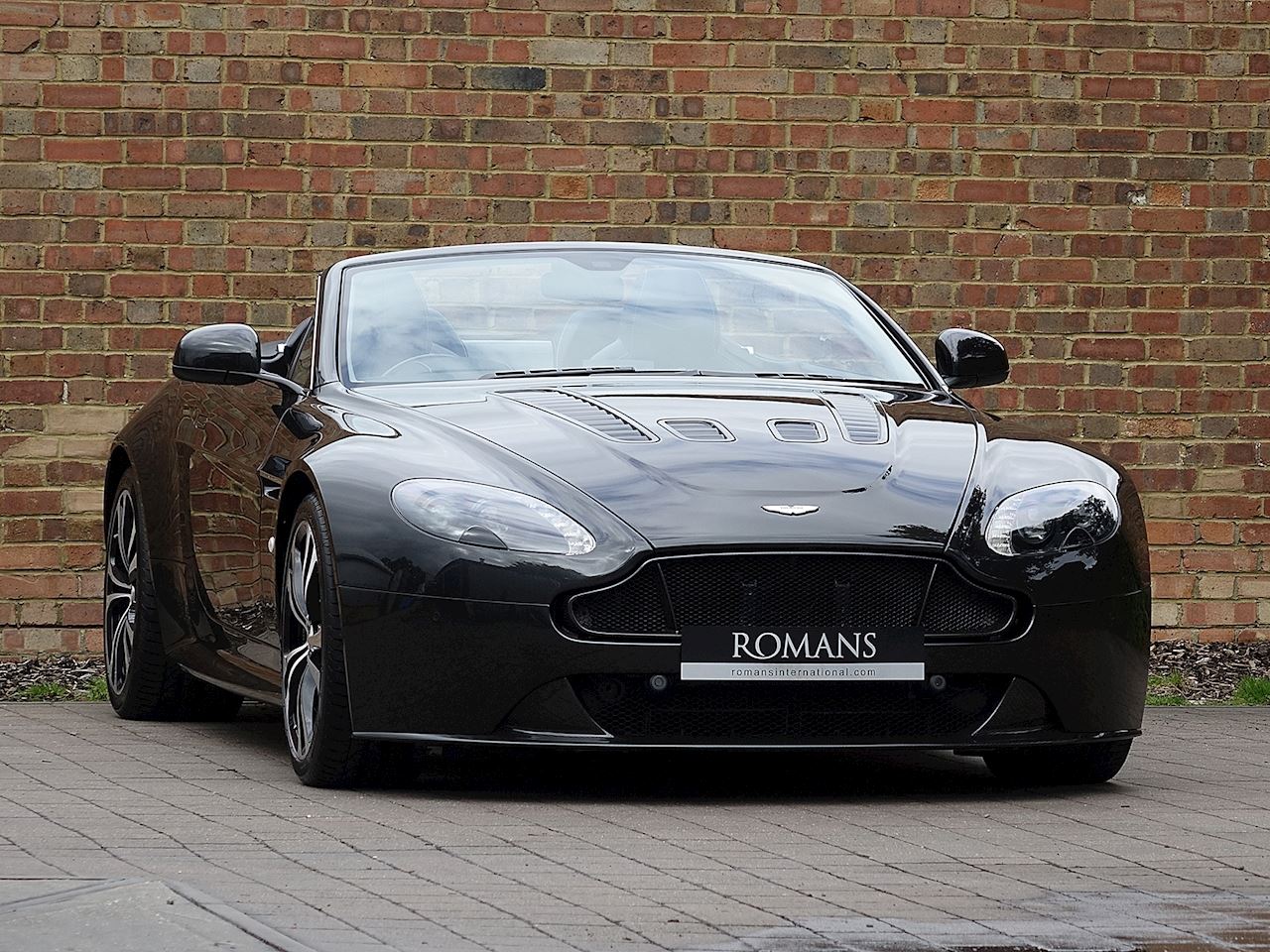 2014 Aston Martin V12 Vantage S Roadster