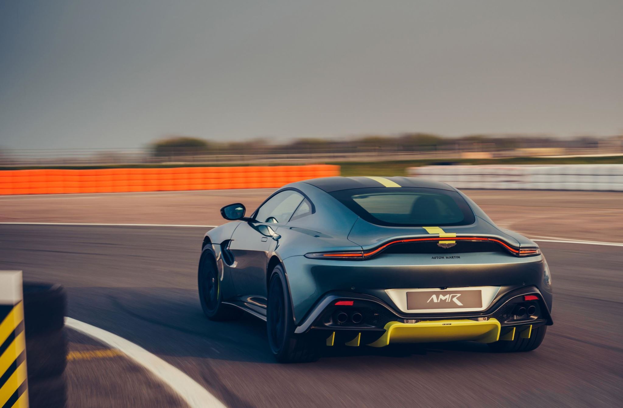 2019 Aston Martin Vantage AMR