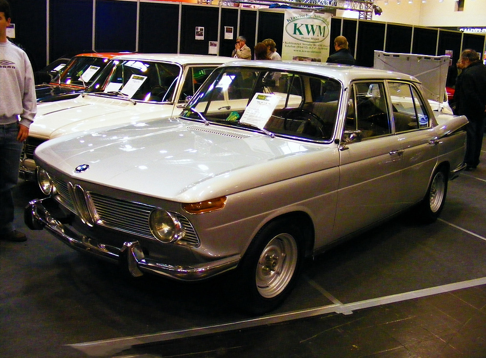1966 BMW 2000 Saloon