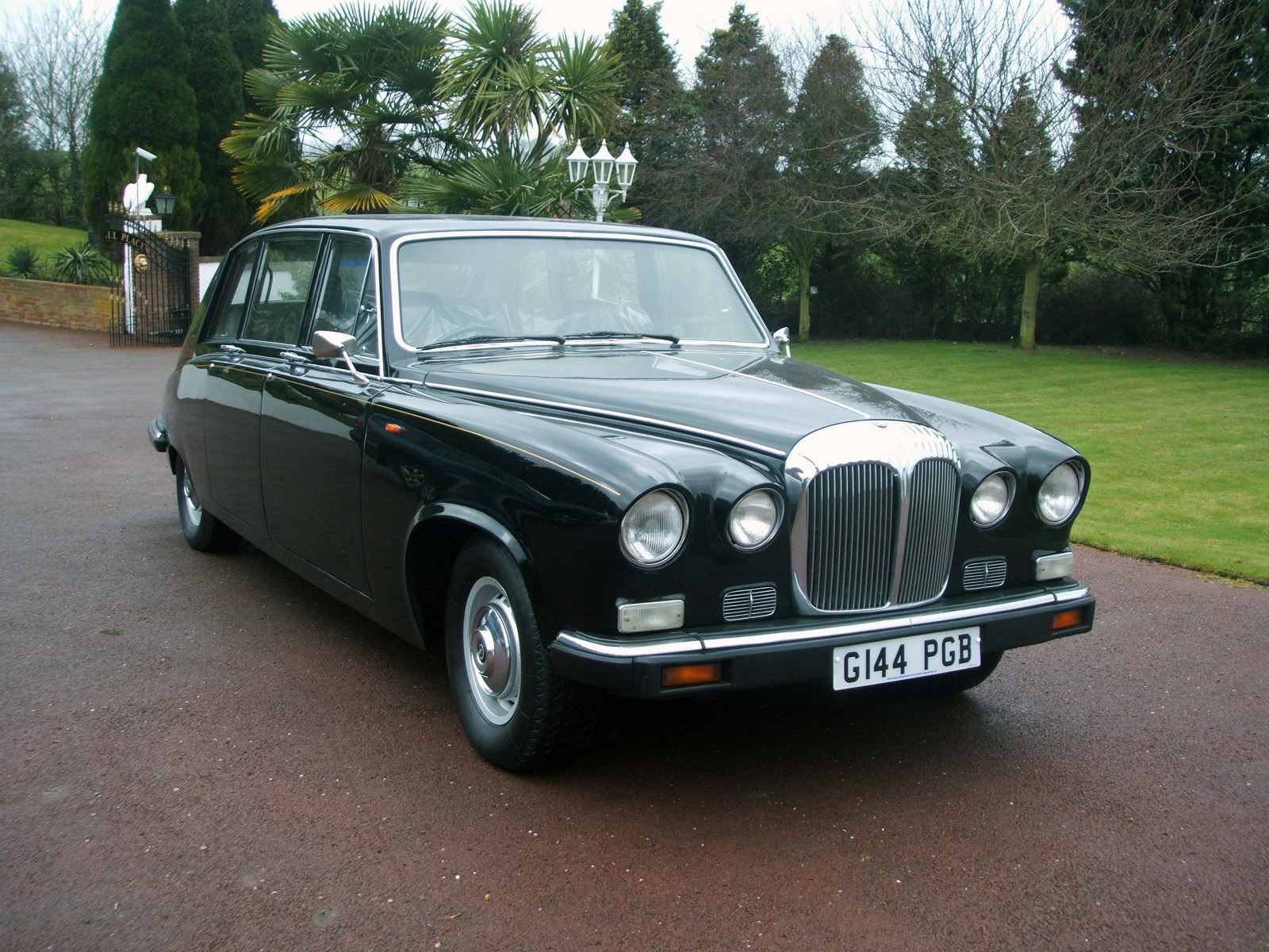 1968 Daimler DS420 Limousine