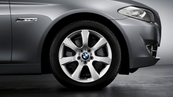 BMW Style 330 Wheels
